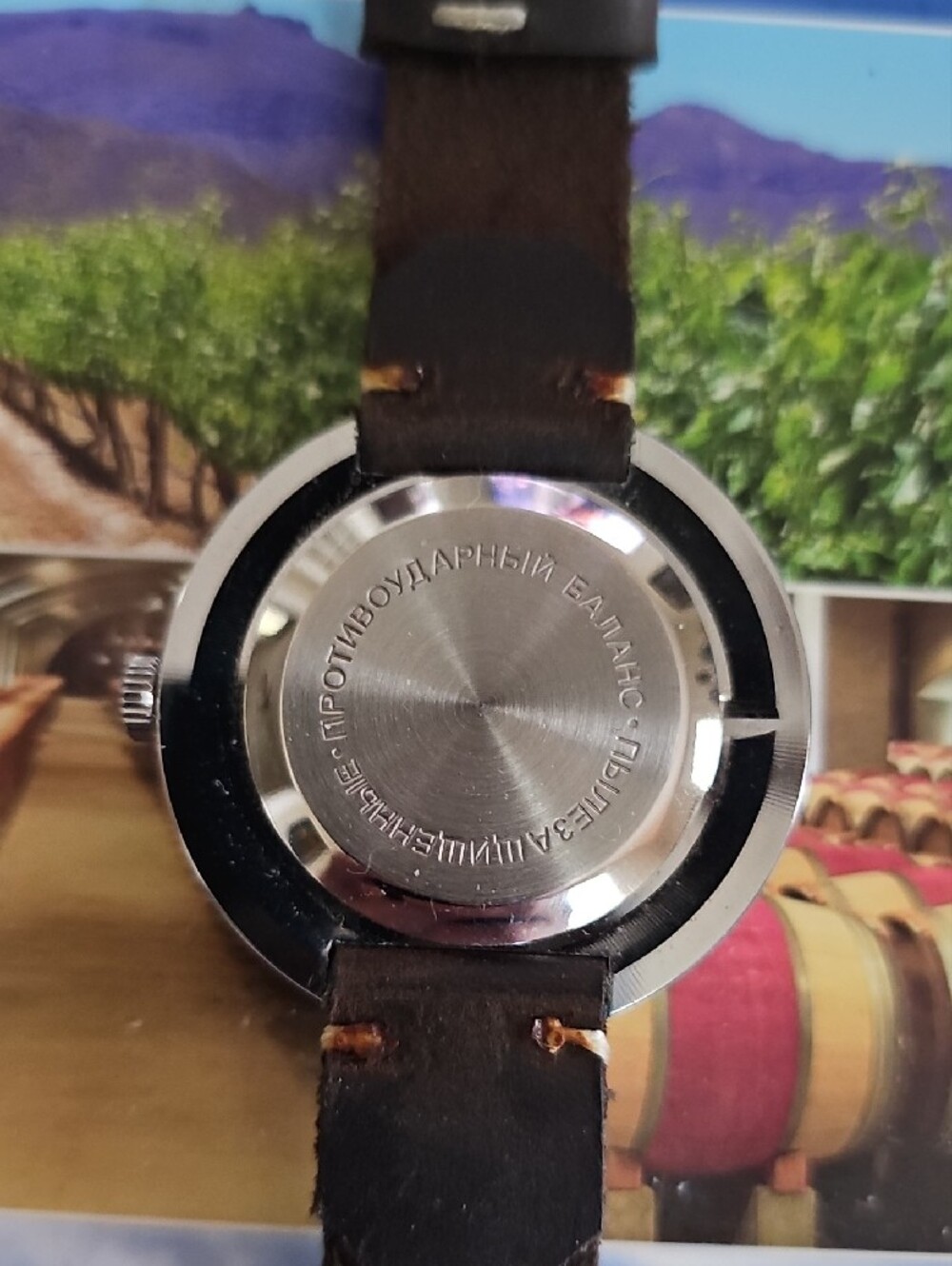 Vintage Soviet Era Raketa City Timer Automatic Watch With Cyrillic Day/date - Picture 3 of 5